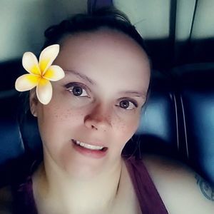 Meet your Posher, Candace